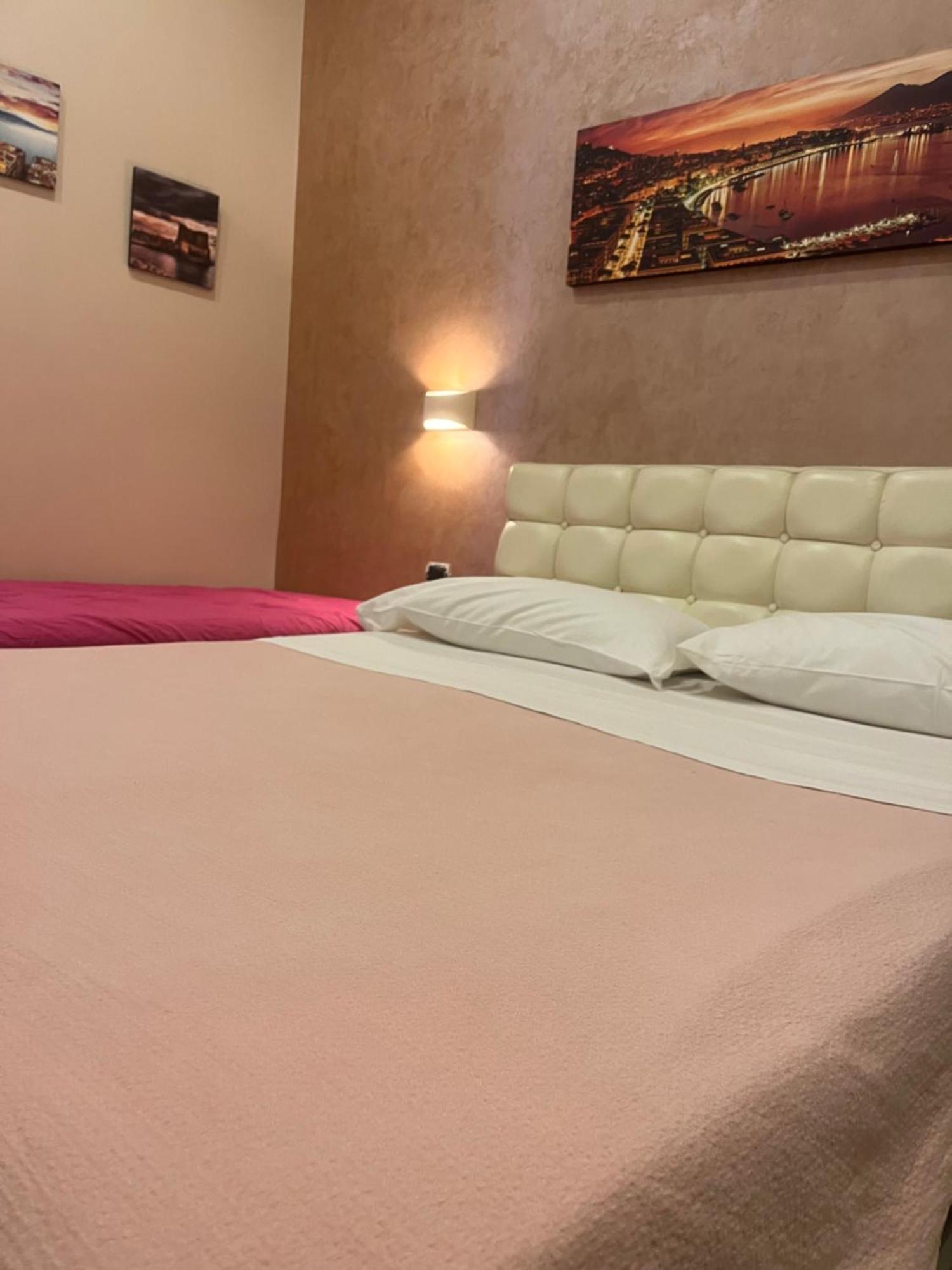 Oceania Hotels Napoli Nápoles Exterior foto