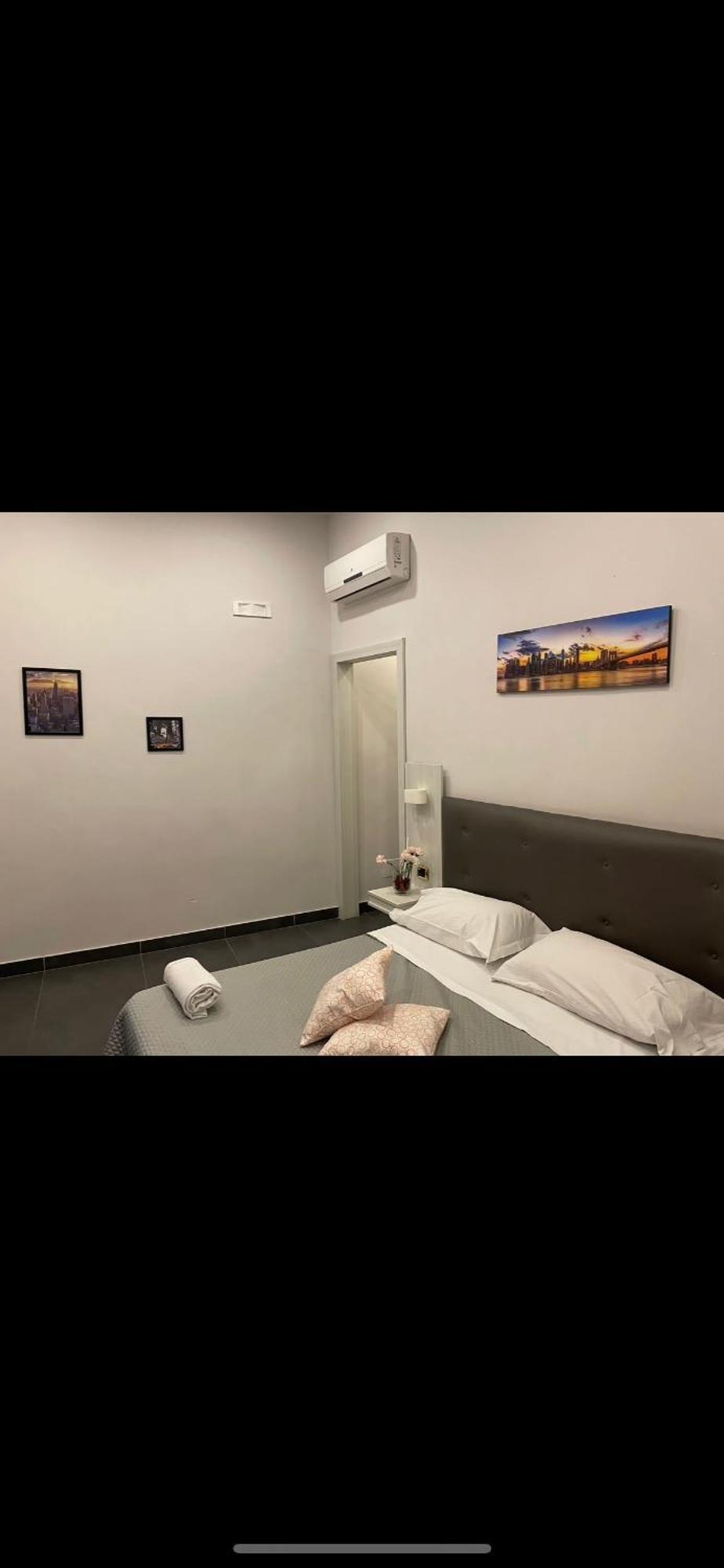Oceania Hotels Napoli Nápoles Exterior foto